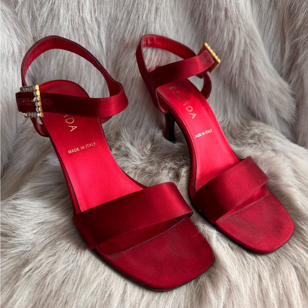 ESCADA ITALY